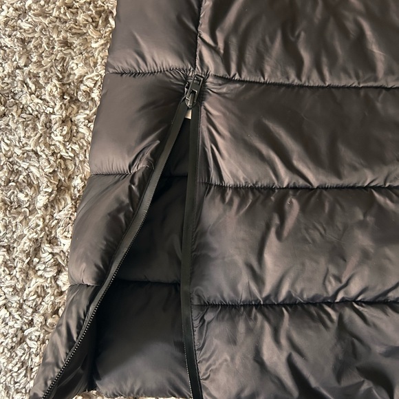 Zara ‘packable quilted coat’ - Picture 4 of 4